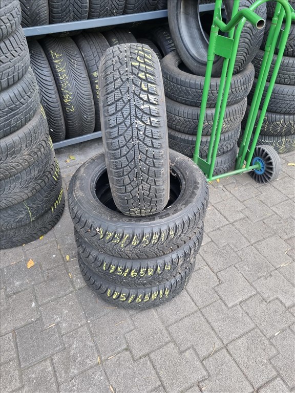  175/6514" újszerű Maxtrek Trek M8 téli gumi 4db  3. kép