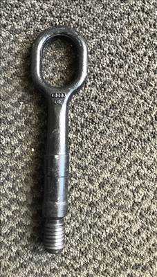 Audi A4 (B8 - 8K) -- vonószem 8k0805615