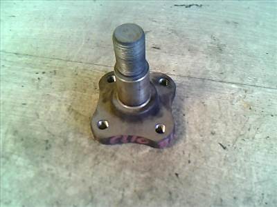 RENAULT CLIO 98-01 Bal hátsó tengelycsonk