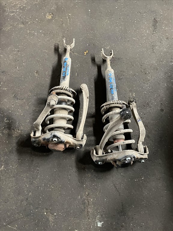 Audi A 4B5 1,9 tdi lengéscsillapító  1. kép