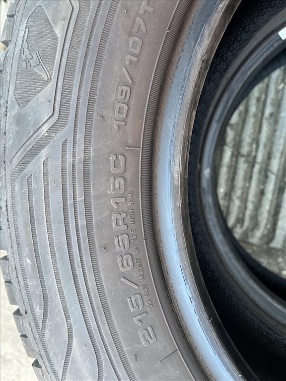  215/6516" C újszerű Goodyear négyévszakos gumi (2db) 3. kép