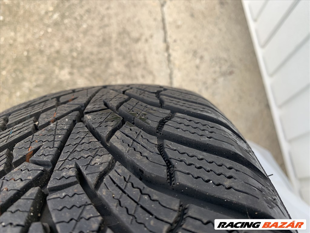  205/6016" újszerű Kumho téli gumi gumi 4. kép