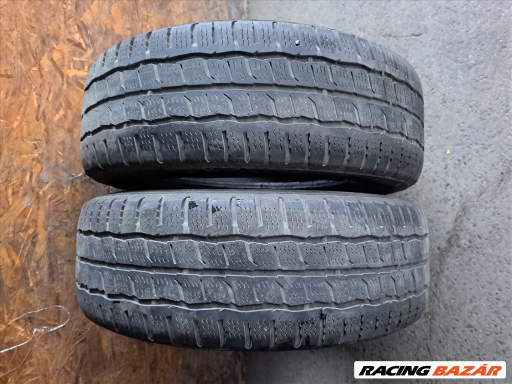 2db 215/65 R16C KUMHO Winter Téli Teherautó gumi eladó!!! (DOT2021) ára! 10000Ft/db 1. kép