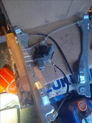 Renault clio 3 jobb első ablakemelő 