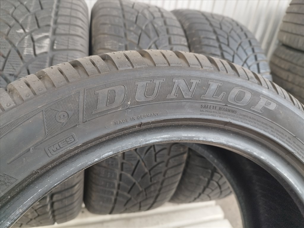  225 50 r18 Dunlop téligumi garnitúra  7. kép