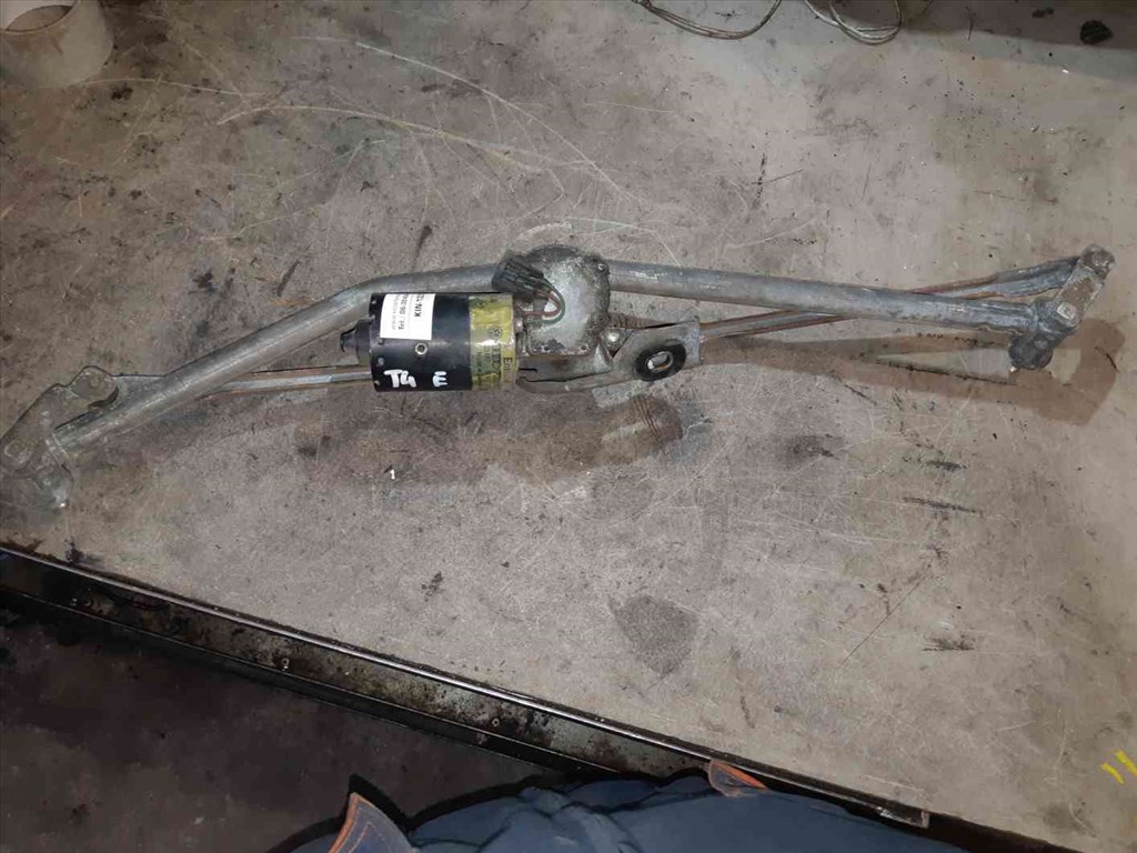 Volkswagen Transporter T4 91-03 Elsõ Ablaktörlõ Motor ቛõ Ablaktörlõ Mechanika 701955113A 1. kép
