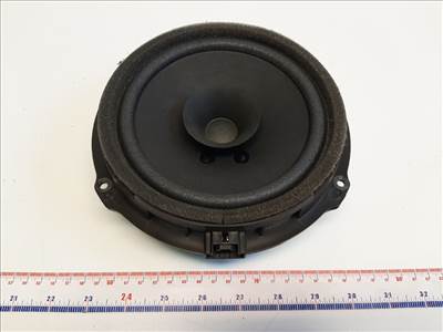 Ford Focus bal hátsó hangszóró AA6T18808CA