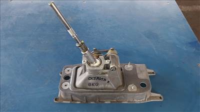 Skoda Octavia II Váltó Kulissza