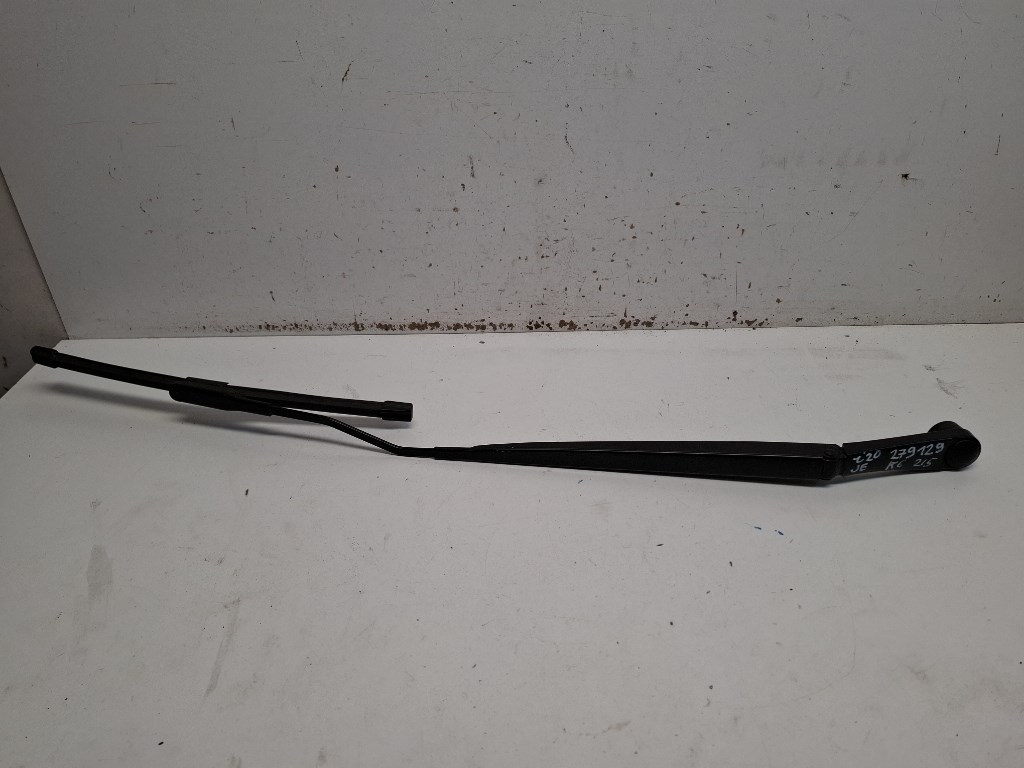 Hyundai I 20 (BC3/BI3) jobb elsõ ablaktörlõ kar 98320Q0000 1. kép