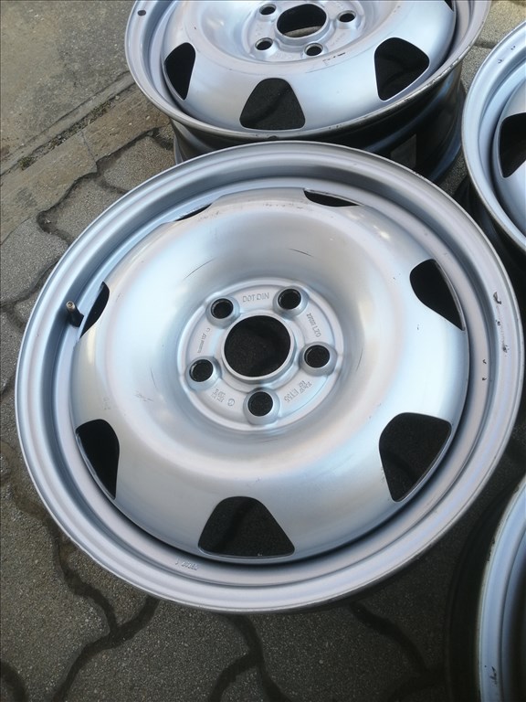 5x120 VW T5, T6, Transporter, Multivan, Caravelle 17" gyári lemezfelni   4. kép