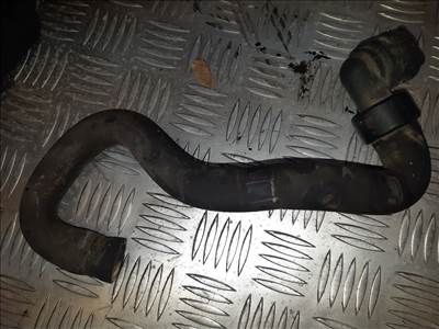 Opel Astra J Vízcső  Csonk