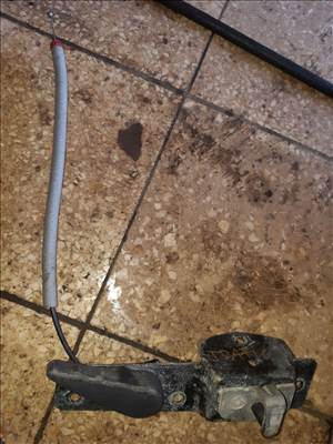 Renault Trafic Csomagtérajtó Belső Kilincs