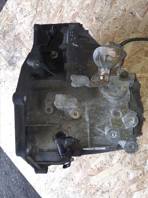 Opel Zafira A F23 Váltó 2. kép