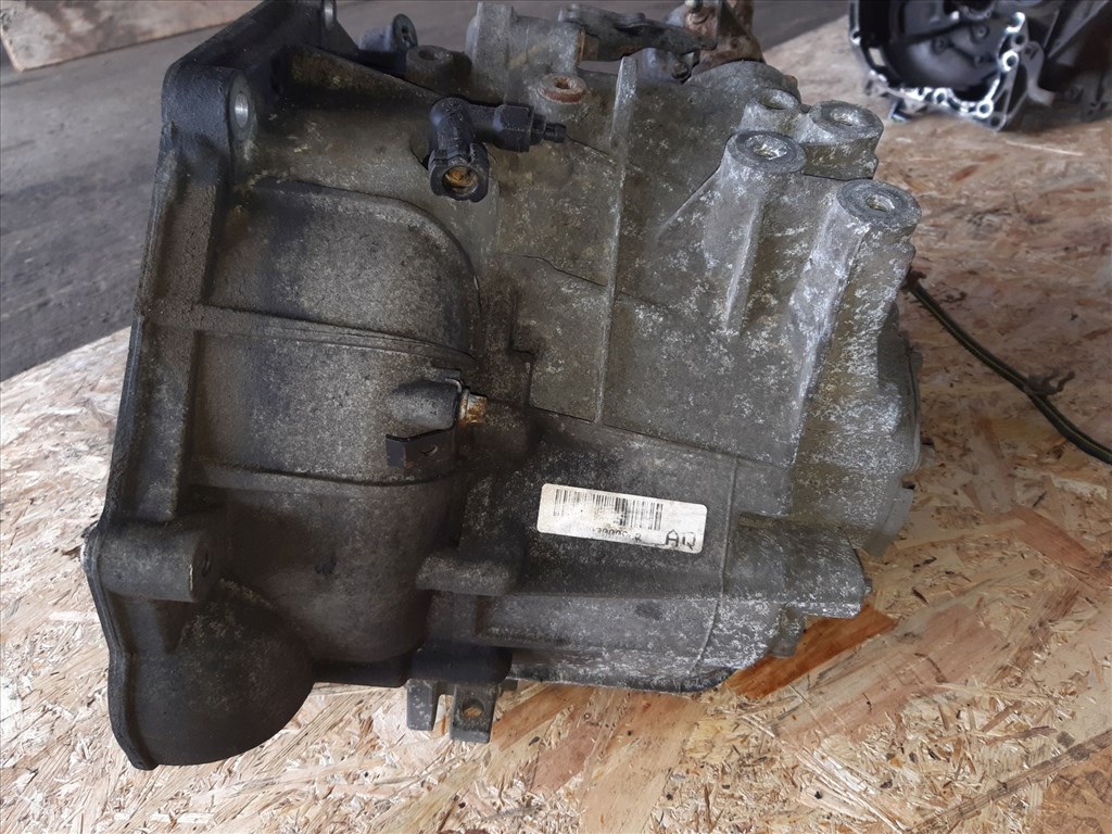 Opel Zafira A F23 Váltó 3. kép