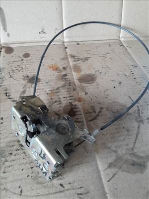 Mercedes Vito Jobb Tolóajtó Zárszerkezet