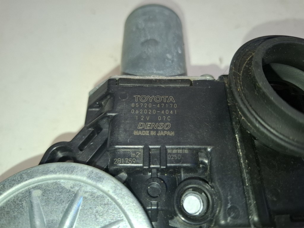 Toyota Prius Plus bal hátsó ablakemelõ motor 8572047170 0620204041 3. kép