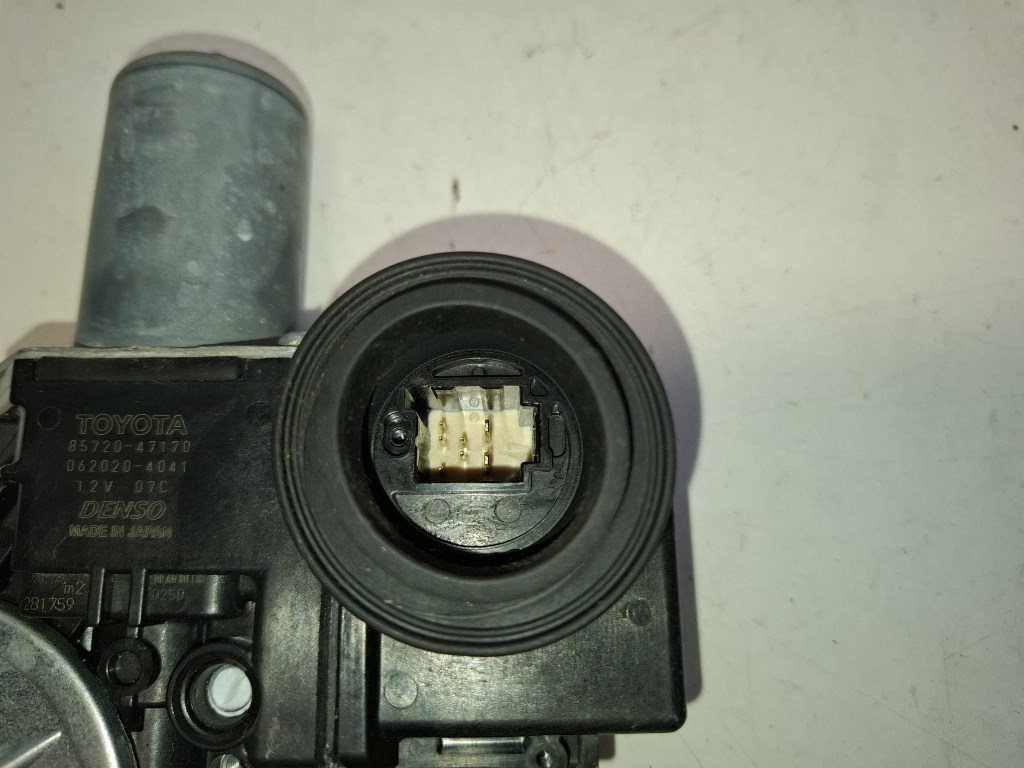 Toyota Prius Plus bal hátsó ablakemelõ motor 8572047170 0620204041 4. kép