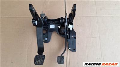 Opel Astra J pedál sor