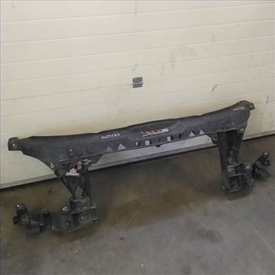 MERCEDES SPRINTER 2006.06-2013.09 Homlokfal zárhíd