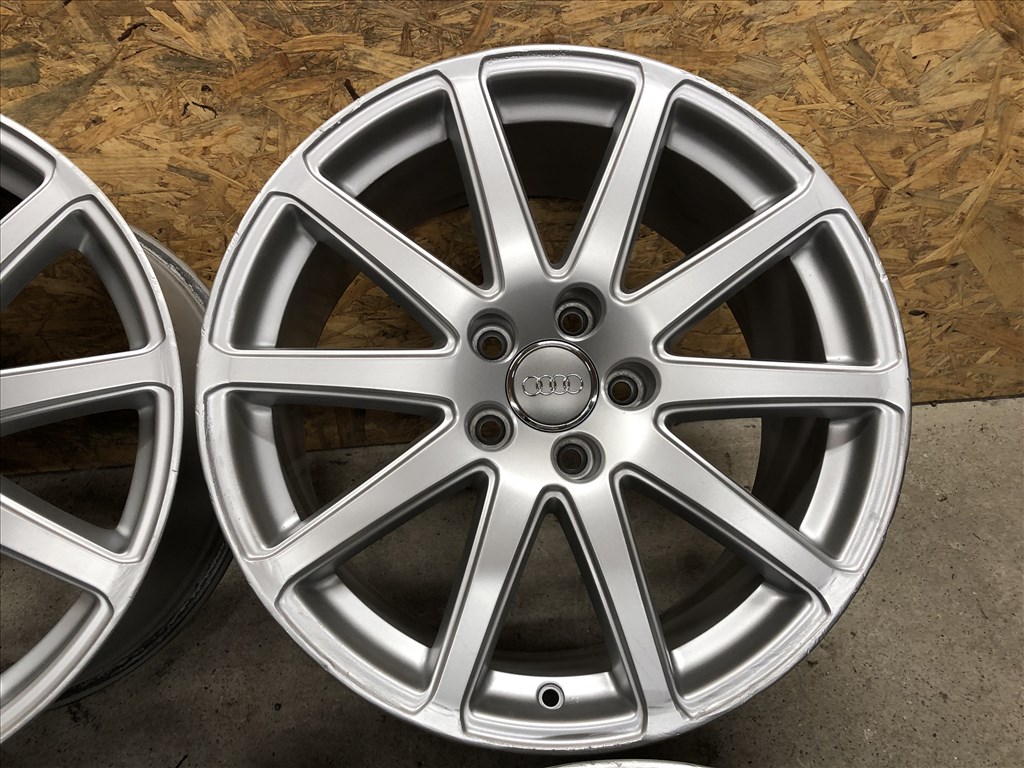18 colos Audi alufelni gyári TT 18 col 8. kép