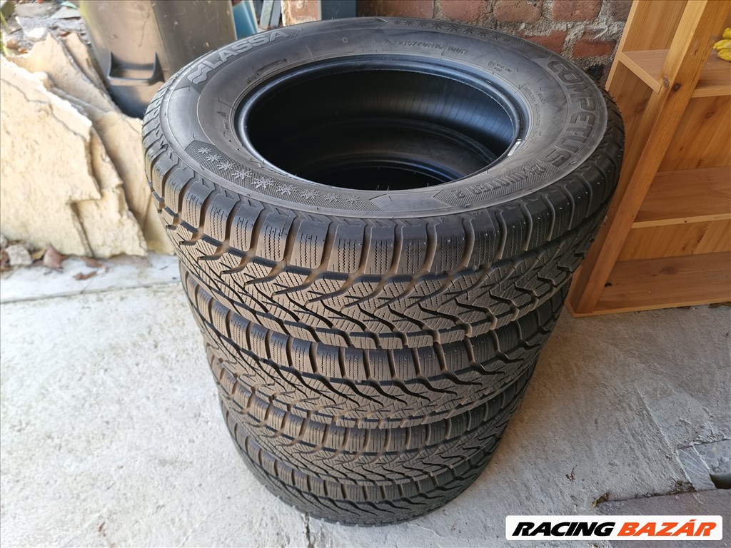 215/70R16 Lassa téli garnitúra újszerű állapotban olcsón eladó! 2. kép