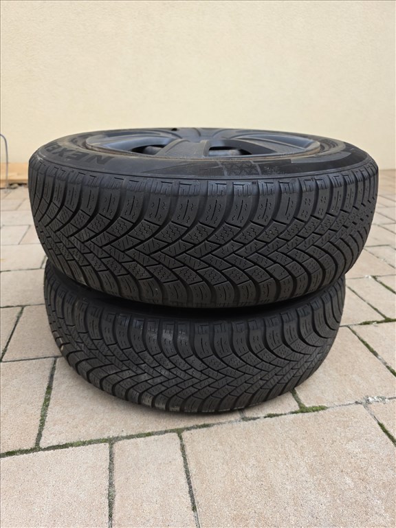  14" használt lemezfelni, rajta 175/65 használt 2 db Continental és 2 db Nexen téli gumi  7. kép