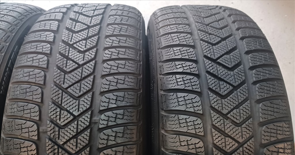 Pirelli Sottozero3 Winter MO 245/45 R19 téli gumik 4db.6-7mm 7. kép