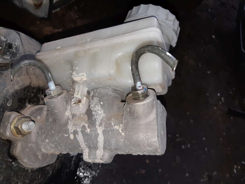 Suzuki Wagon R 98-10 Fõfék Munkahenger  Fékfolyadék Tartály 1. kép