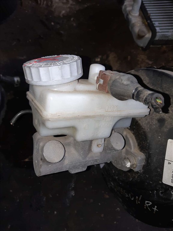 Suzuki Wagon R 98-10 Fõfék Munkahenger  Fékfolyadék Tartály 2. kép