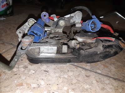 Suzuki Vitara Jobb Első Ajtó Zárszerkezet
