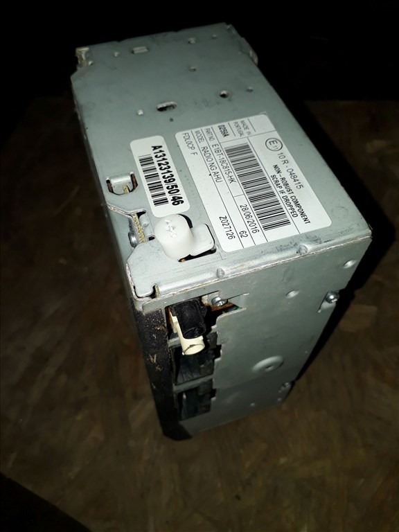 Ford Fiesta VII Rádiós CD Lejátszó E1BT-18C815-HK 2. kép