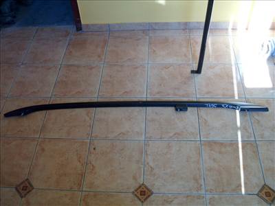 Bmw X3 (E83) jobb tetőcsomagtartó 51137052538