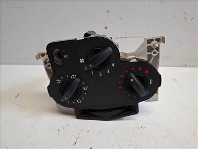 Dacia Logan  fûtéskapcsoló (fûtés kapcsoló)