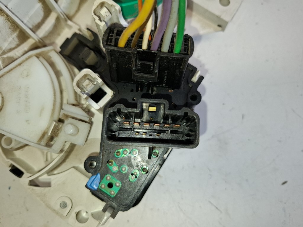 Dacia Logan  fûtéskapcsoló (fûtés kapcsoló) 3. kép