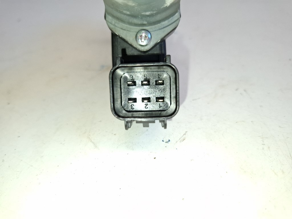 Ford C-max bal hátsó ablakemelõ motor 4. kép