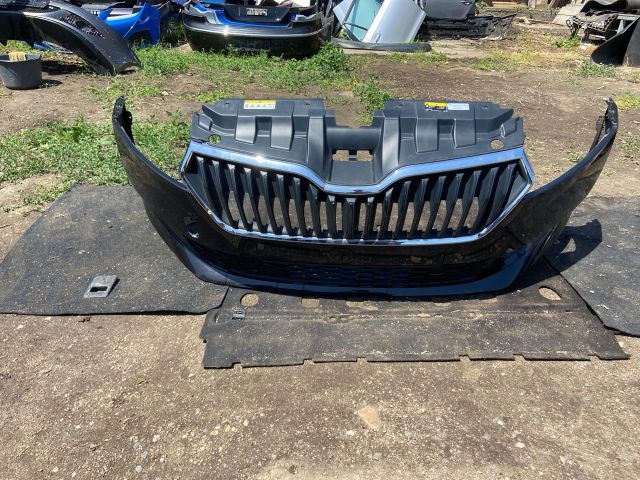 Skoda Fabia III Első lökhárító 1270 6v0807221f 2. kép