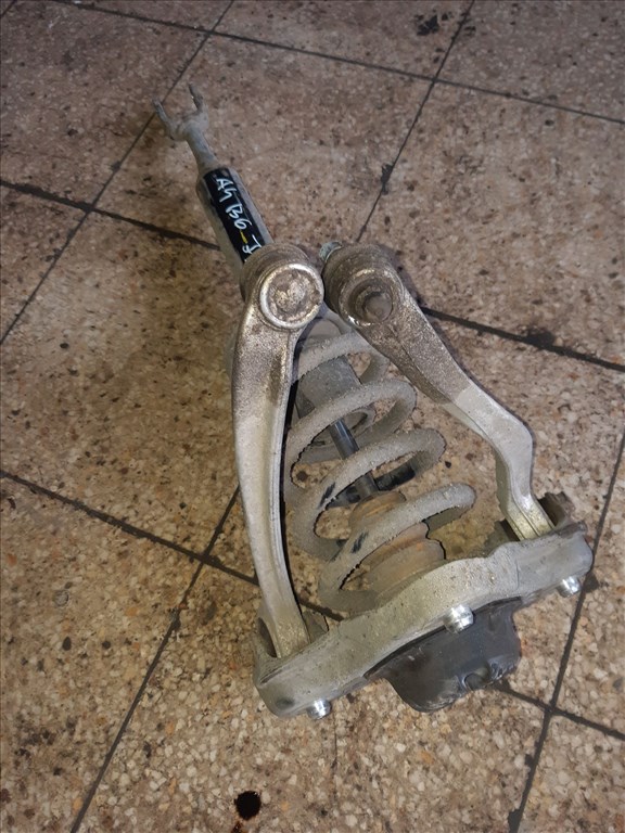 Audi A4 B6 Jobb Elsõ Lengéscsillapító  Rugó 8E0 413 031 BE 1. kép