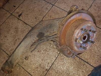 Hyundai Santa Fe Bal Hátsó Csonkállvány Kerékaggyal  Féknyereg