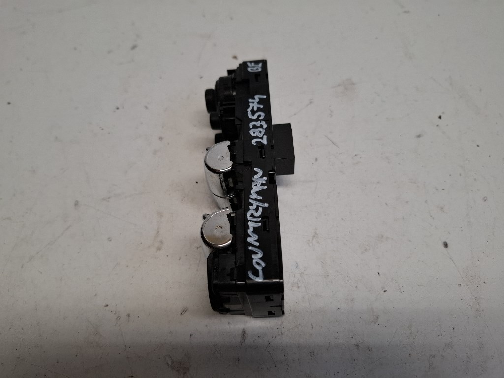Mini Countryman (R60) bal elsõ ablakemelõ kapcsoló 9289624 2. kép