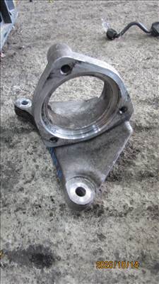 Opel Zafira C Tourer 2013 2.0D A20DTH féltengelytartó bak 13219107