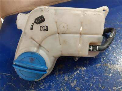 Audi A4 B7 Kiegyenlítő Tartály 8E0 121 403 