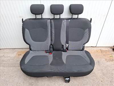 Renault Captur hátsó ülés
