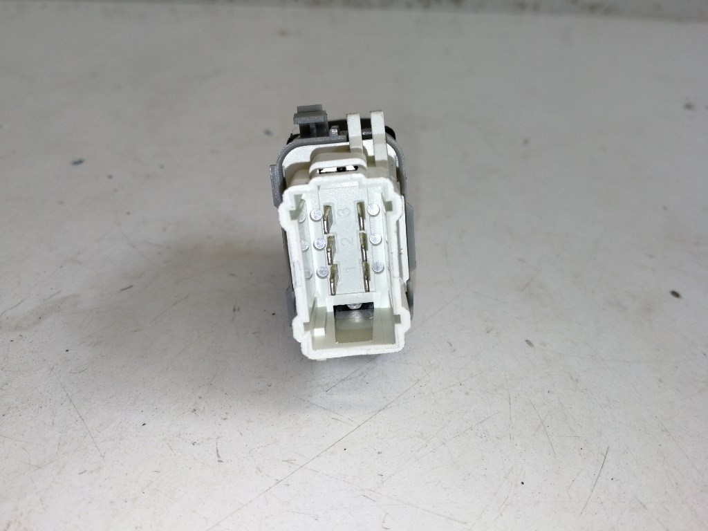 Renault Megane bal hátsó ablakemelõ kapcsoló 2. kép