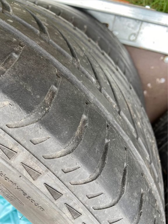 Eladó Nokian 255/50 R19 107W XL 3. kép