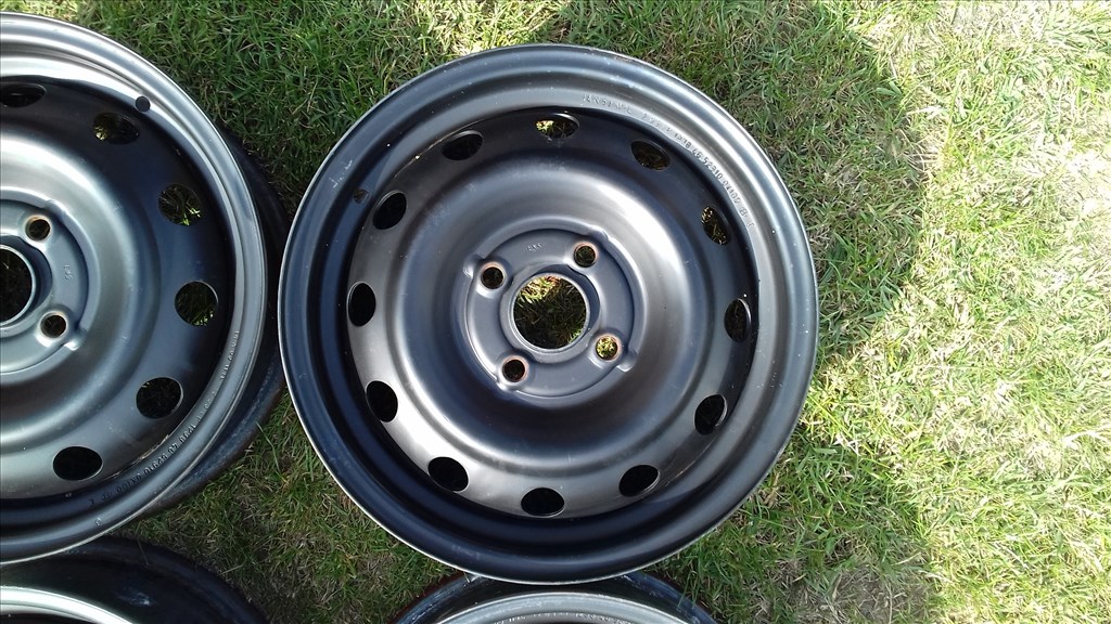  4x100 lyukosztású 5J 14" használt (gyári felni) lemezfelni Hyundai Kia Toyota Suzuki stb. 2. kép