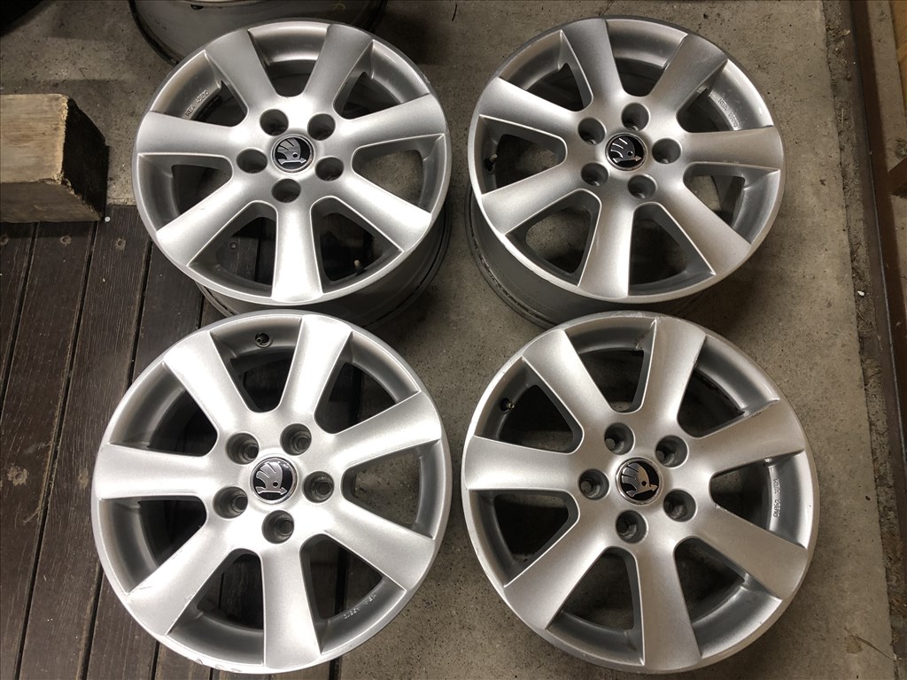 16 colos alufelni Skoda, Audi, VW, Seat, Mercedes 16 col 5x112 1. kép