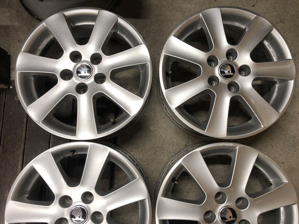 16 colos alufelni Skoda, Audi, VW, Seat, Mercedes 16 col 5x112 2. kép