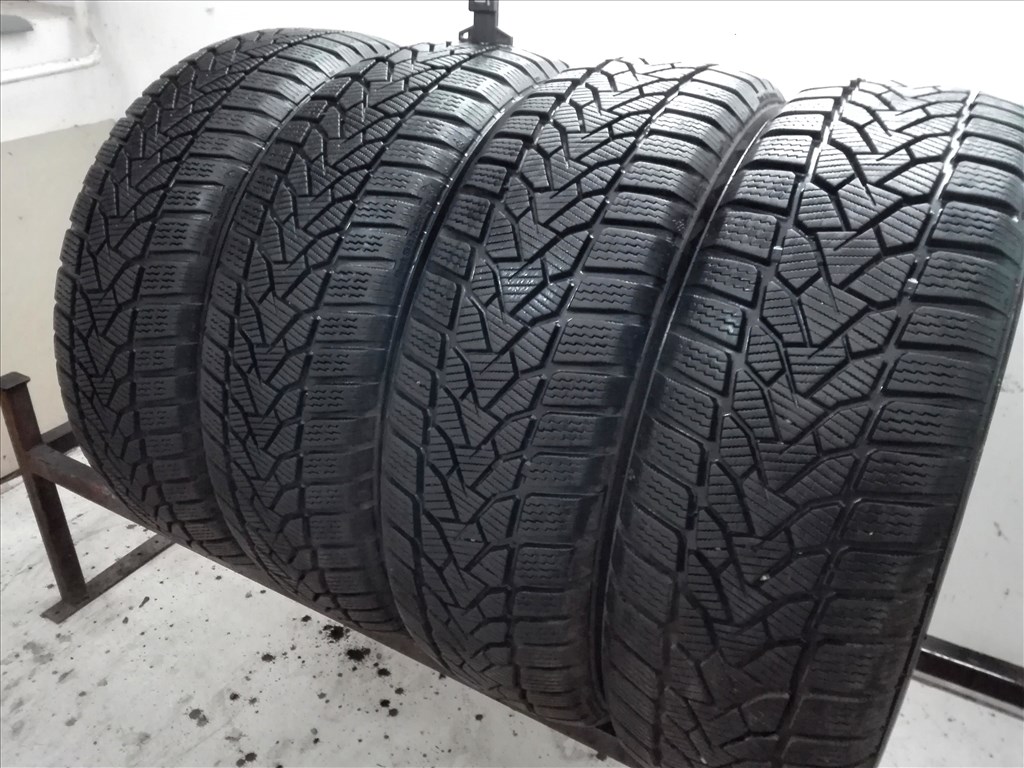 185/60R15 Uniroyal téli gumi garnitúra 185/60 r15 2. kép