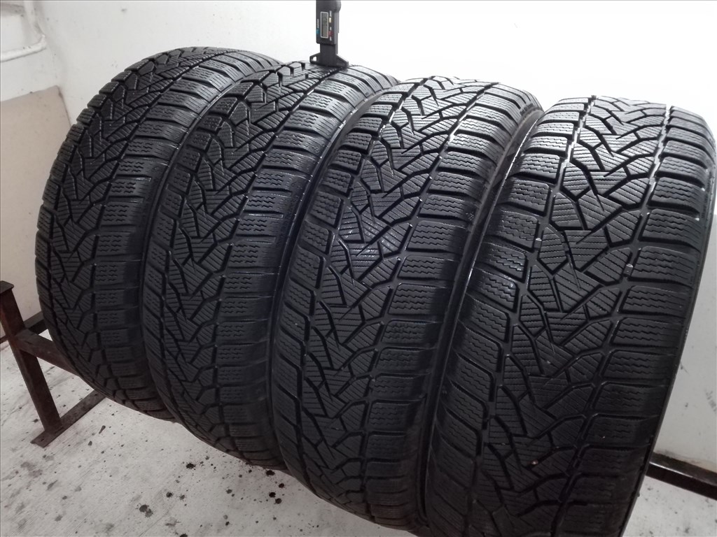 185/60R15 Uniroyal téli gumi garnitúra 185/60 r15 1. kép