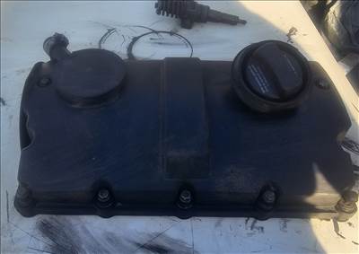 Skoda Superb I, Audi A4 (B6/B7), Audi A6 (C6 - 4F), Volkswagen Golf IV Szelepfedél 